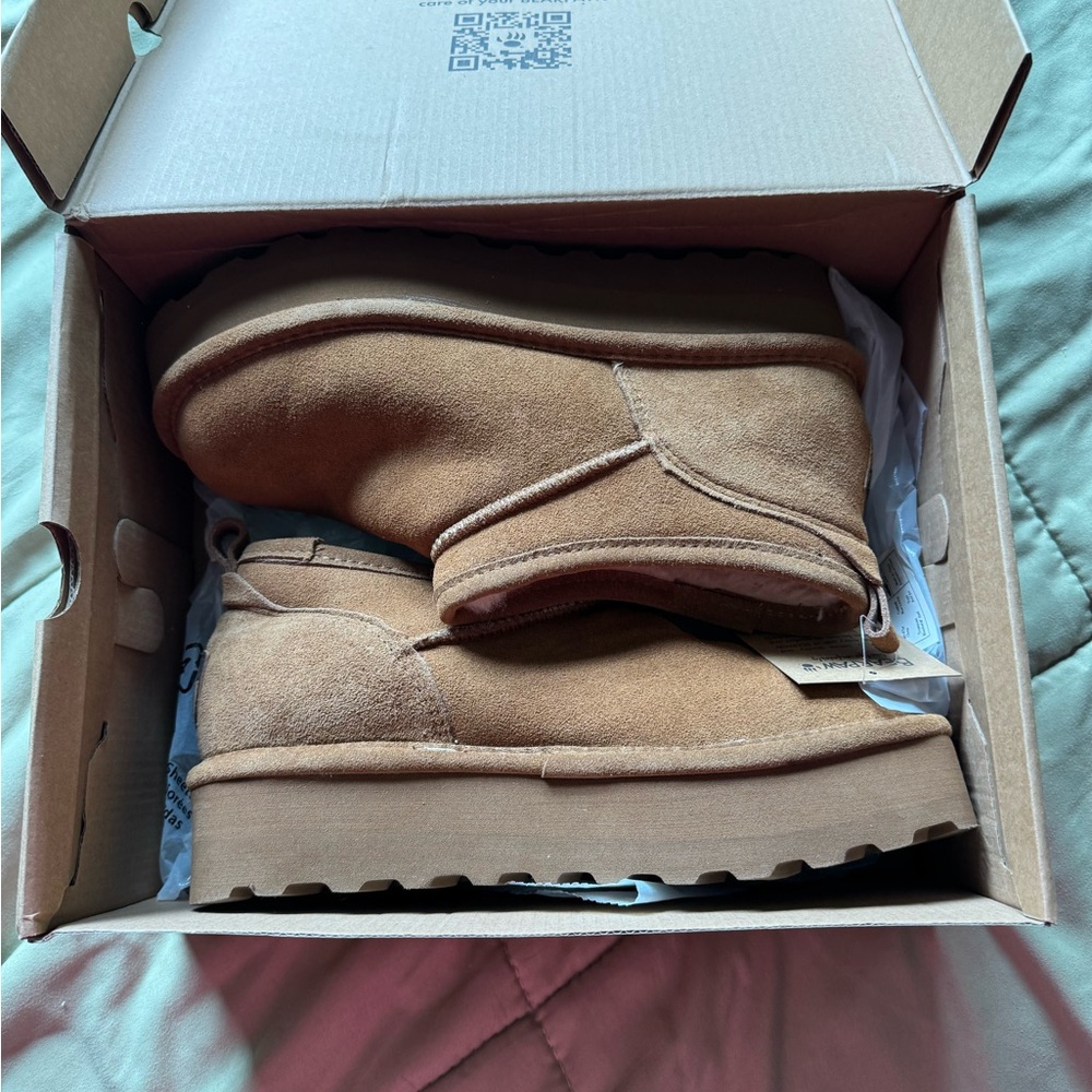 BearPaw Women’s Tan Boots
